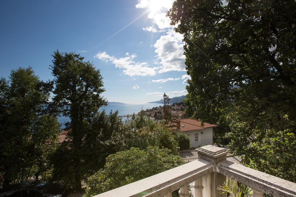 Apartments Green Garden Опатия Екстериор снимка
